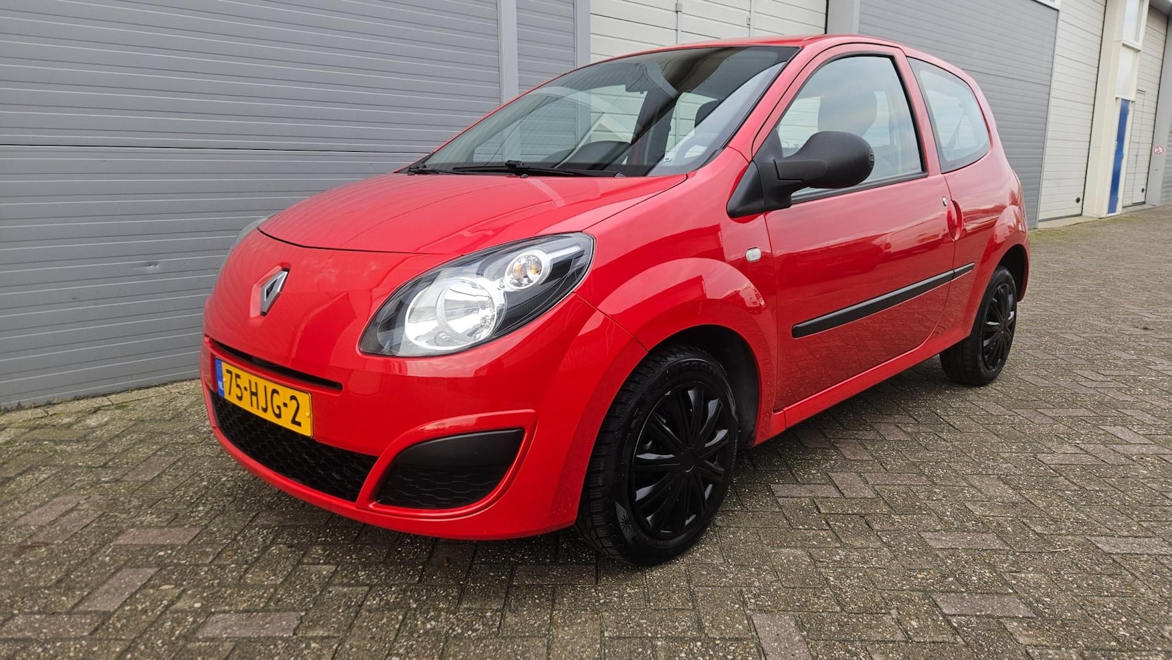 Renault Twingo - 1.2 Authentique | Isofix | NAP - AutoWereld.nl