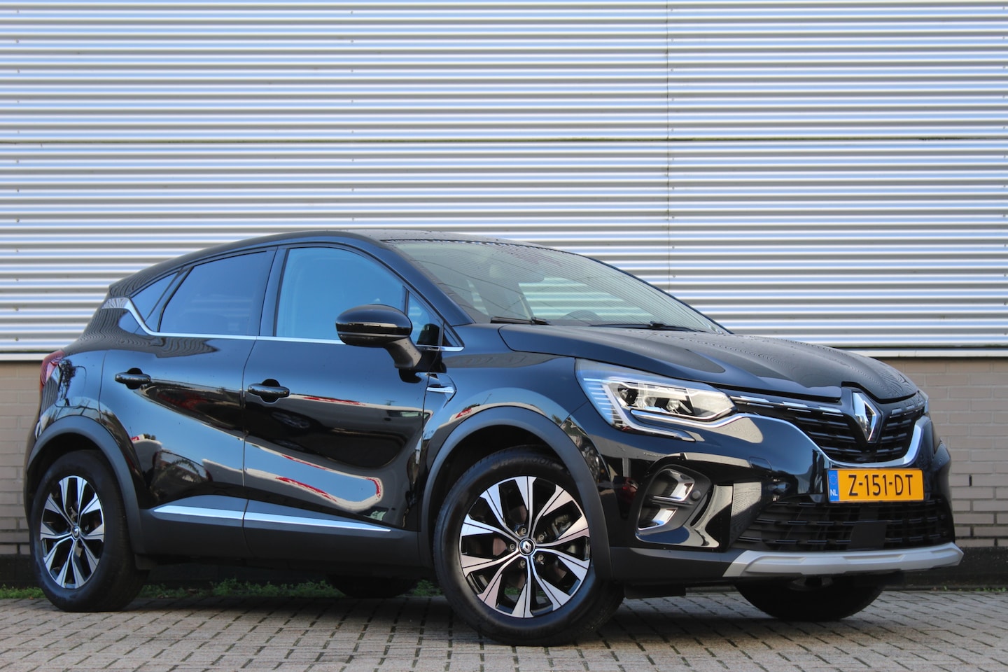 Renault Captur - 1.6 E-Tech full hybrid 145 Techno | Origin NL | Camera | Carplay | Airco - AutoWereld.nl