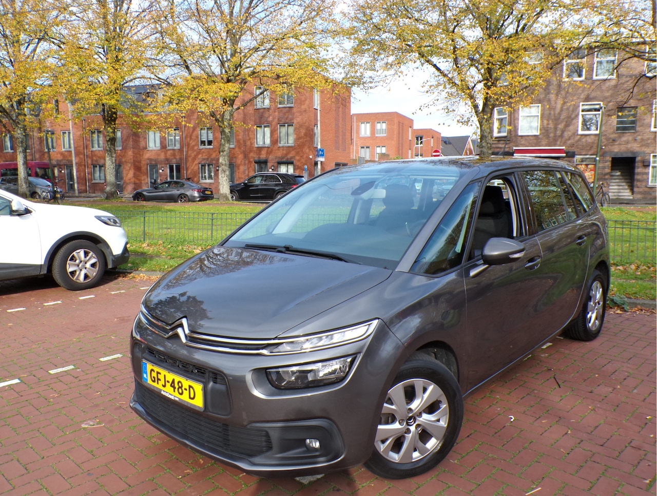 Citroën Grand C4 SpaceTourer - 1.2 PureTech Business AUTOMAAT 7 PERSOONS - AutoWereld.nl