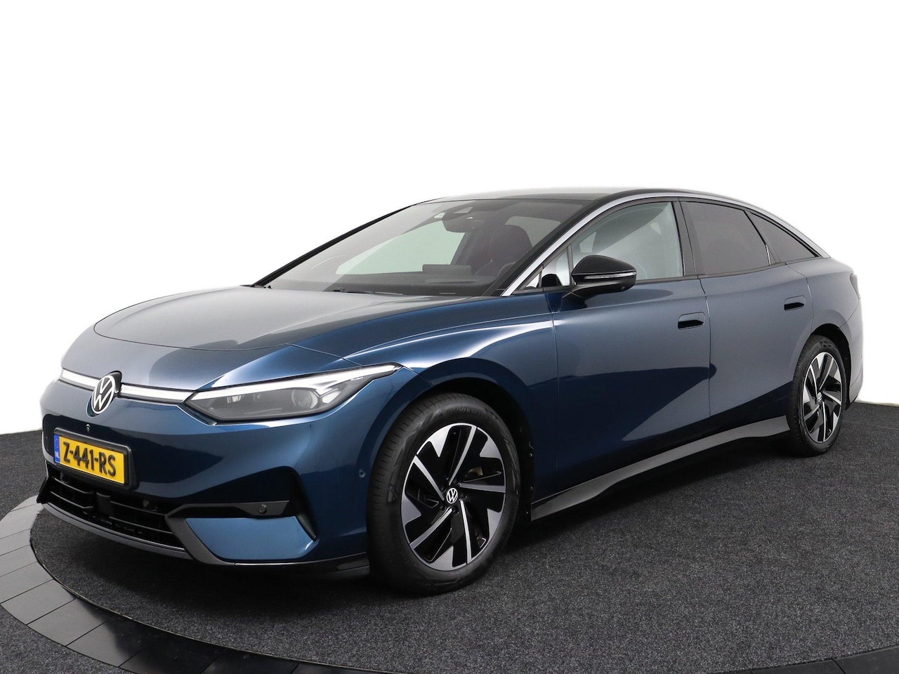 Volkswagen ID.7 - Pro Business 77 kWh / Alcantara / Pano-Dak Transparant / Warmtepomp / Interieur-Plus / SOH - AutoWereld.nl