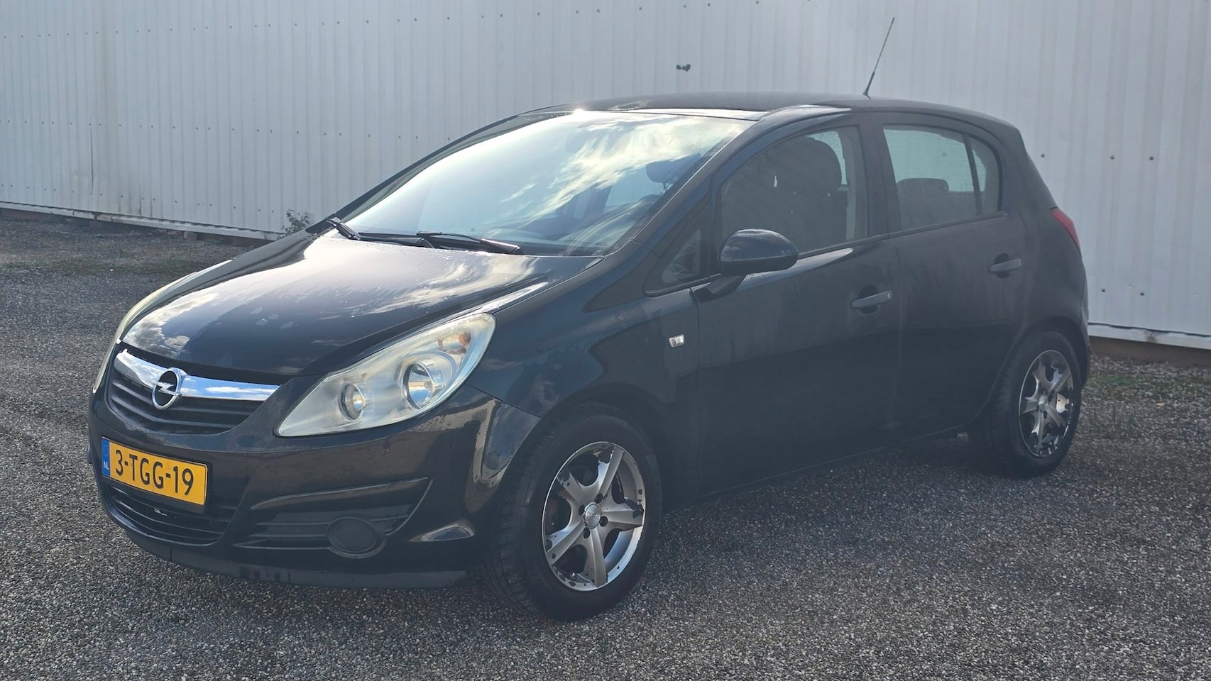Opel Corsa - 1.2-16V '111' Edition Inruil kopje - AutoWereld.nl