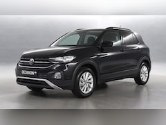 Volkswagen T-Cross - 1.0 TSI 95pk Life / Navigatie / Stoelverwarming / Camera