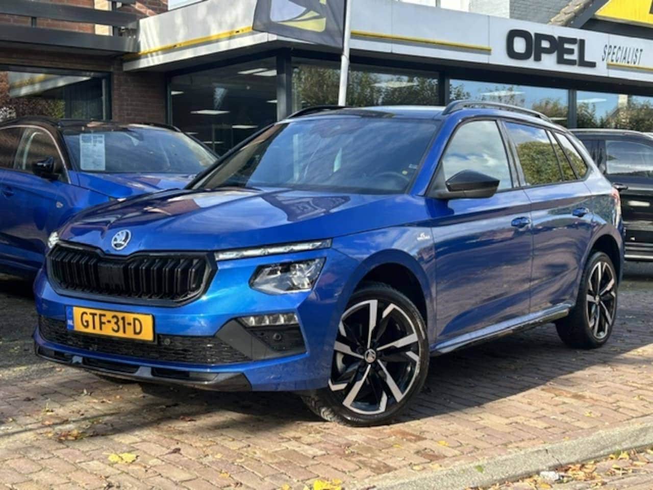 Skoda Kamiq - 1.0 TSI Greentech 115PK Monte Carlo + 18"/ Clima/ Ad.Cruise/ Full-LED/ CarPlay/ Panorama/ - AutoWereld.nl