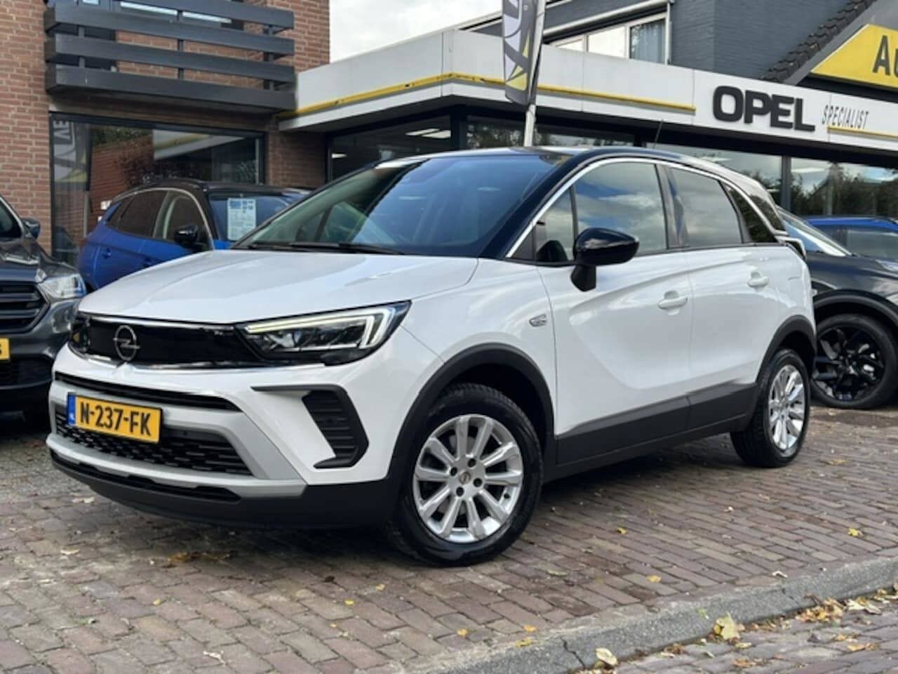 Opel Crossland - 1.2 Turbo Elegance 1.2 Turbo Elegance - AutoWereld.nl