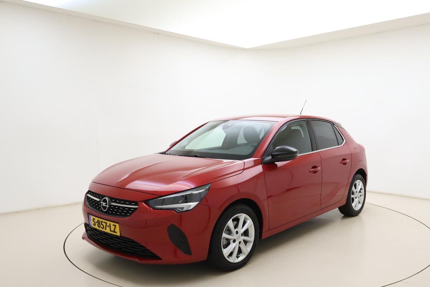 Opel Corsa - 1.2 Level 3 | 100 pk | Navigatie | Lichtmetalen velgen | Apple Carplay/Android Auto | Park - AutoWereld.nl