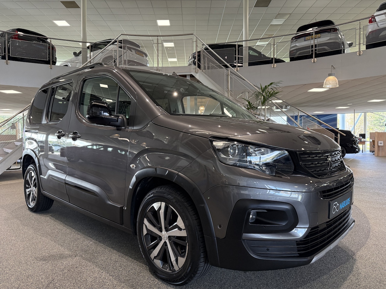 Peugeot Rifter - 1.2 130pk EAT8 GT, Panoramadak, Achteruitrijcamera, Navi - AutoWereld.nl