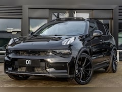 Lynk & Co 01 - 276PK More | HEICO 21" Wielen | HEICO Verlagingsveren | 360 Graden Camera | Harman Kardon