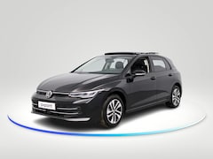 Volkswagen Golf - 1.5 eTSI Life Energy 116 pk Automaat (DSG) | Navigatie | Panoramadak | Parkeersensoren | A