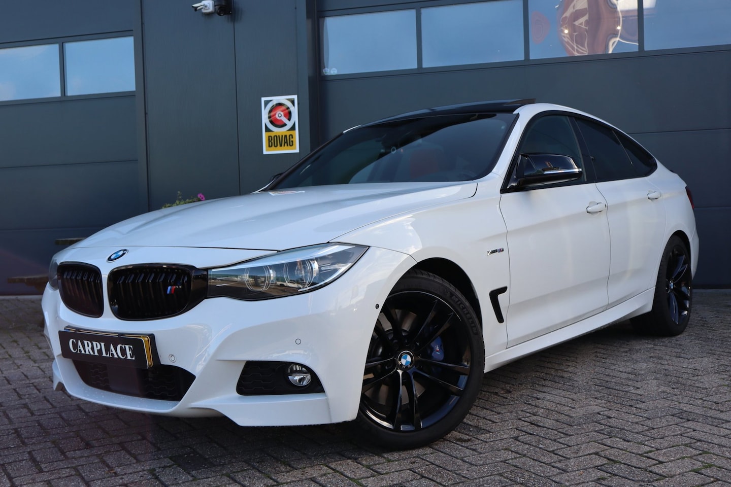 BMW 3-serie Gran Turismo - 330i xDrive High Executive-Panoramadak - AutoWereld.nl