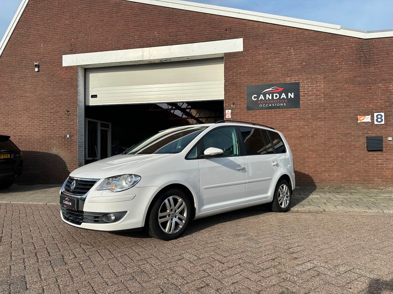 Volkswagen Touran - 1.4 TSI Highline | 7 Persoons | Cruisecontrol | Stoelverwarming - AutoWereld.nl