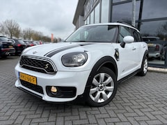 MINI Countryman - 1.5 Cooper S E ALL4 | Plug in hybride | Automaat | Stoelverwarming | Navi | Carplay | PDC
