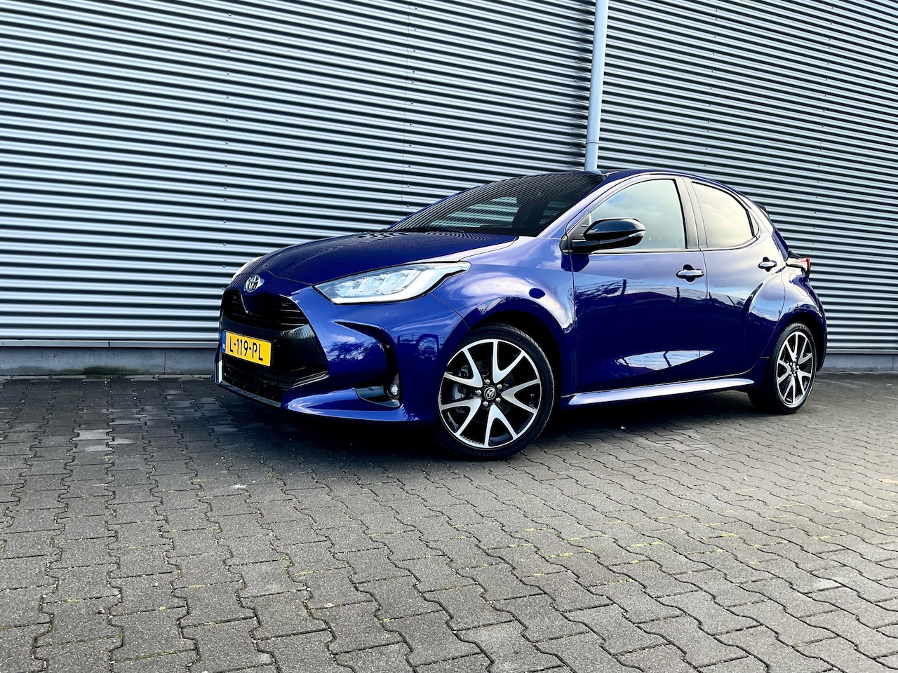 Toyota Yaris - 1.5 Hybrid Executive 1.5 Hybrid Executive - AutoWereld.nl