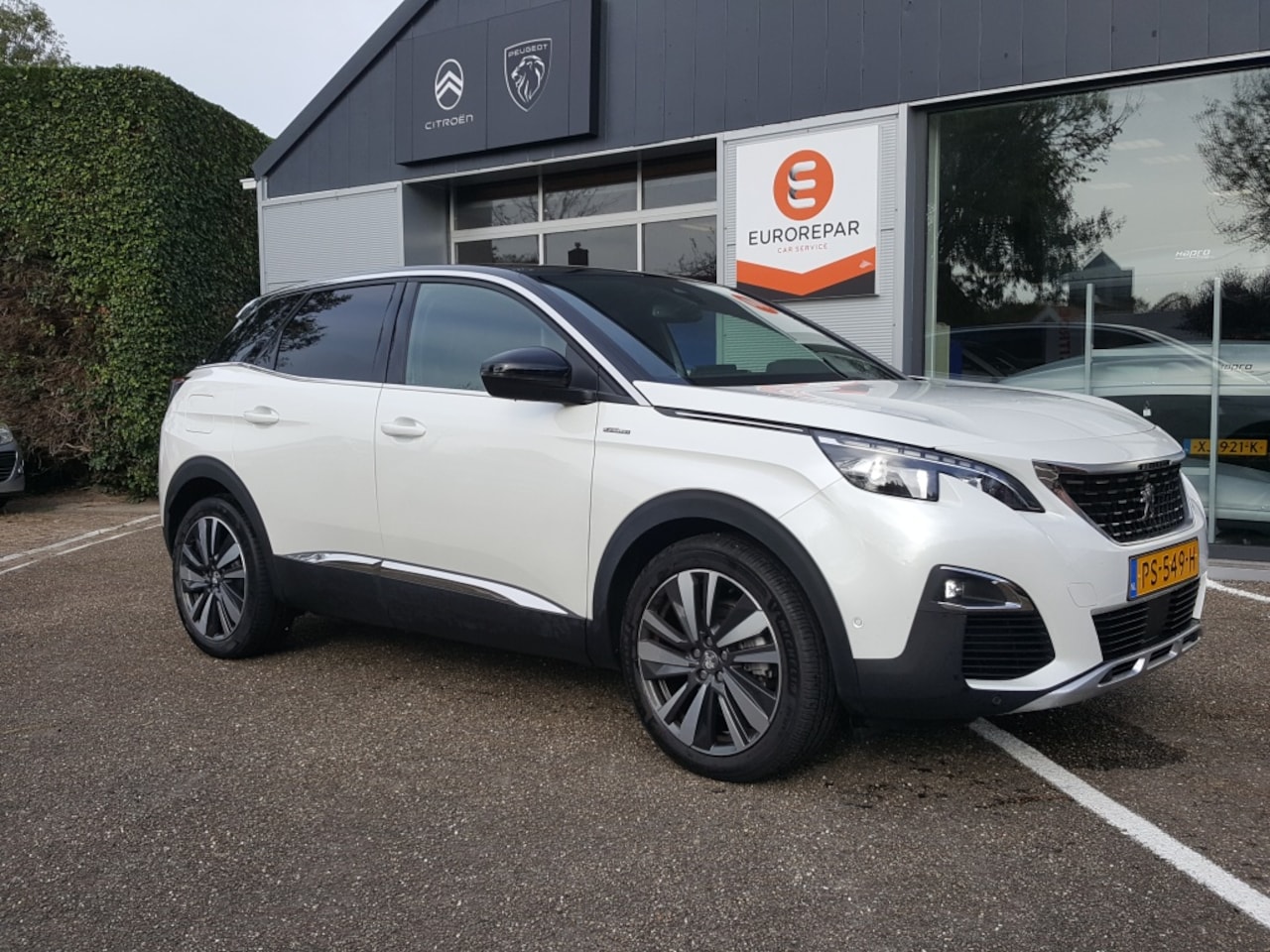 Peugeot 3008 - 1.2 PureTech 130pk S&S GT-Line Trekhaak afneembaar | Apple Carplay & Android Auto | Naviga - AutoWereld.nl