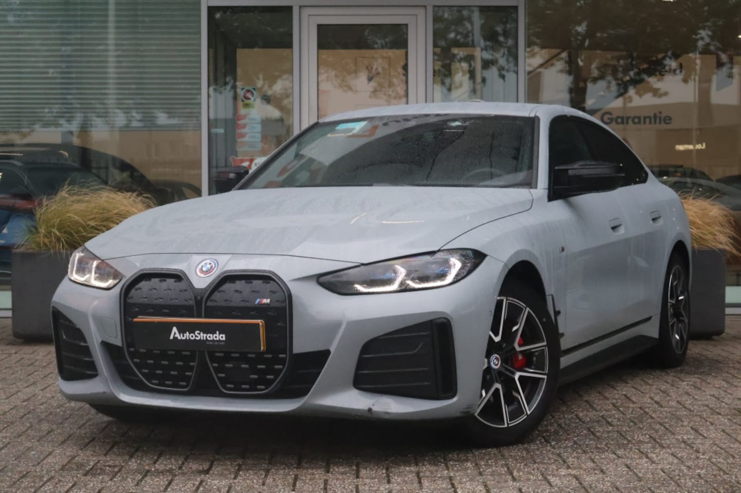 BMW i4 - (G26) BEV M50 544pk M50 SoH 95% | Carbon | 360 CAM | Harman/Kardon | Laser - AutoWereld.nl
