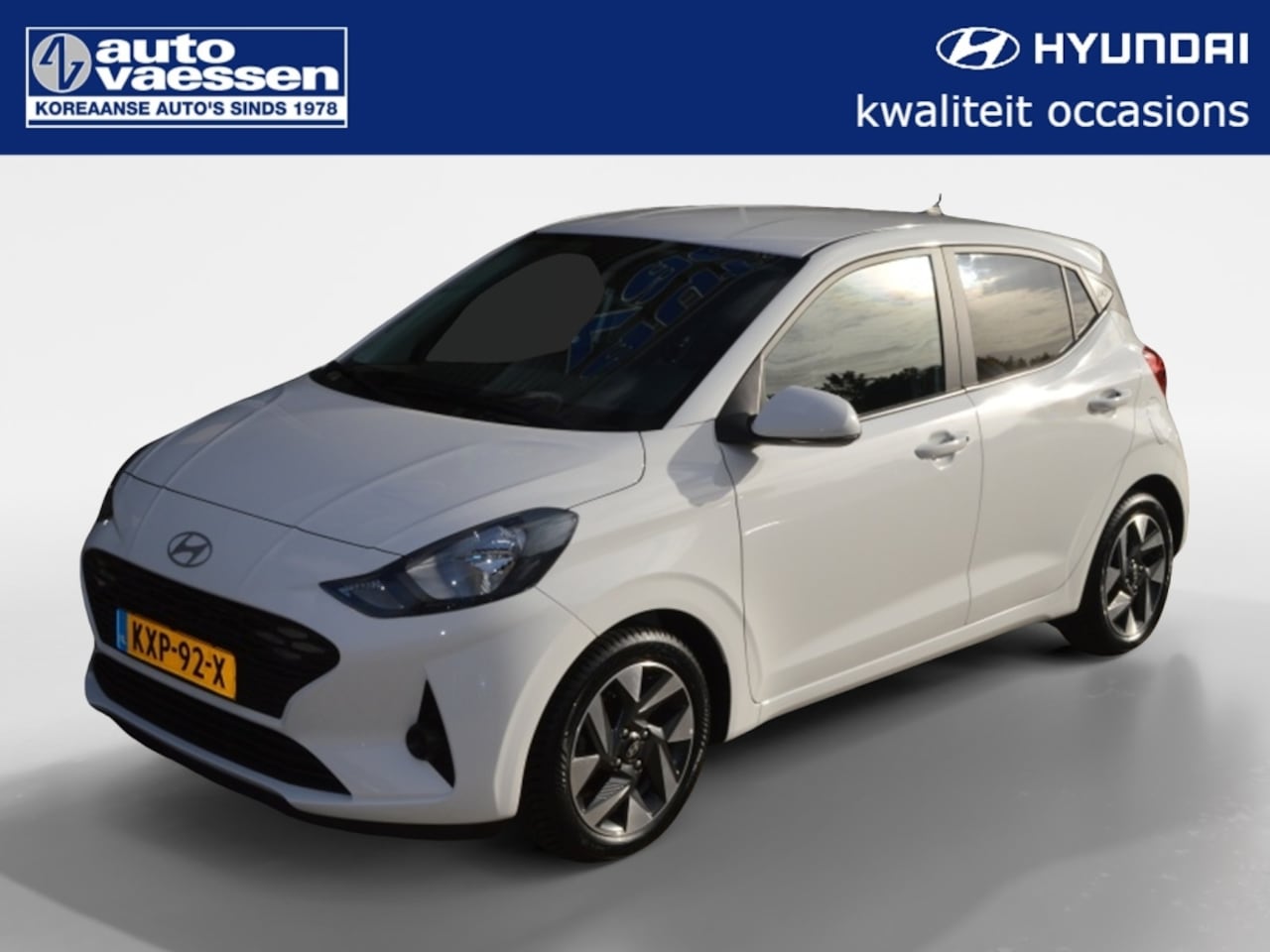 Hyundai i10 - 1.0 Premium Automaat 5-zits LM velgen Private Glass - AutoWereld.nl