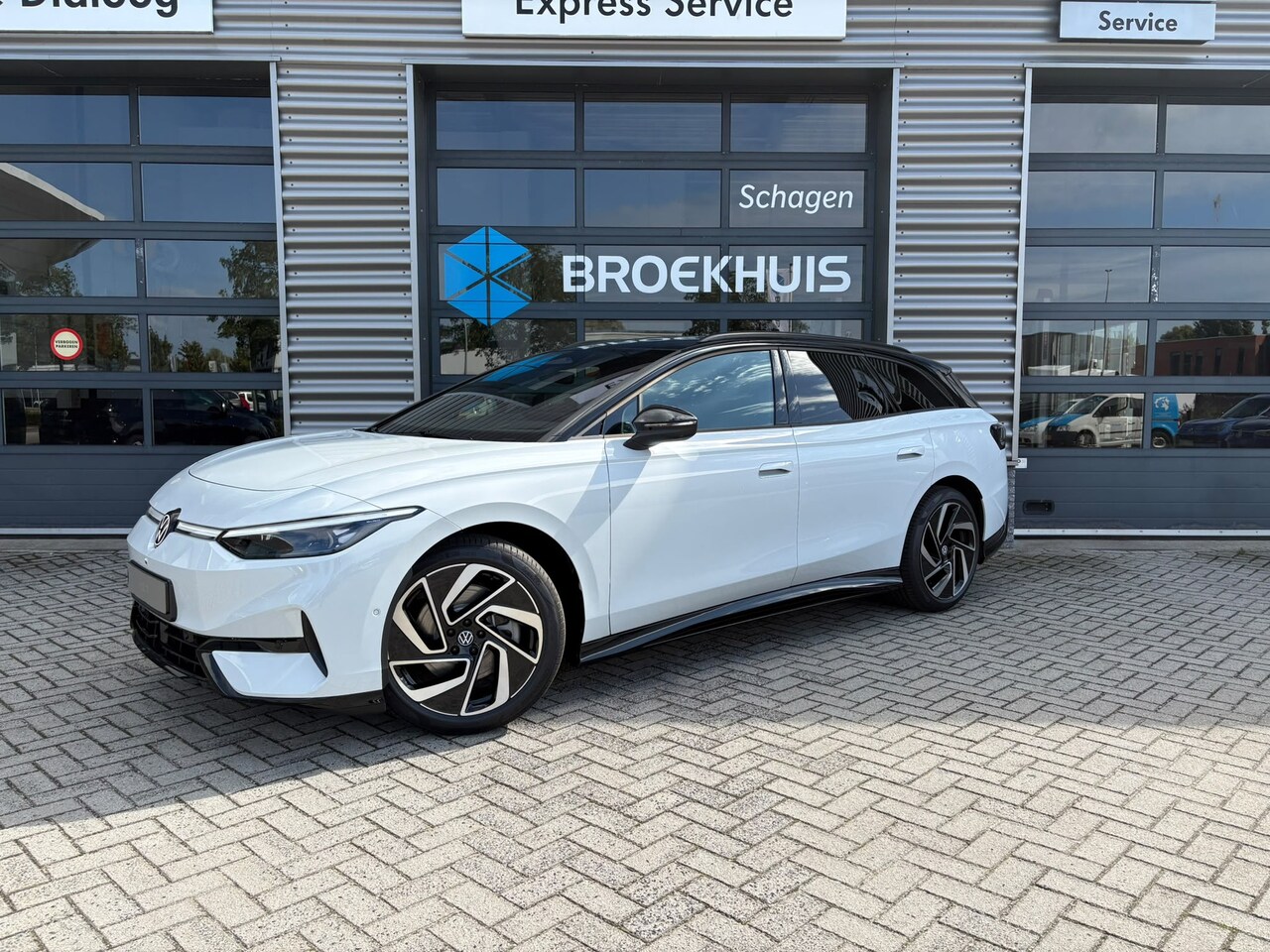 Volkswagen ID.7 Tourer - Limited Edition Plus | Koplampverlichting LED Matrix (IQ.Light) | Sfeerverlichting interie - AutoWereld.nl