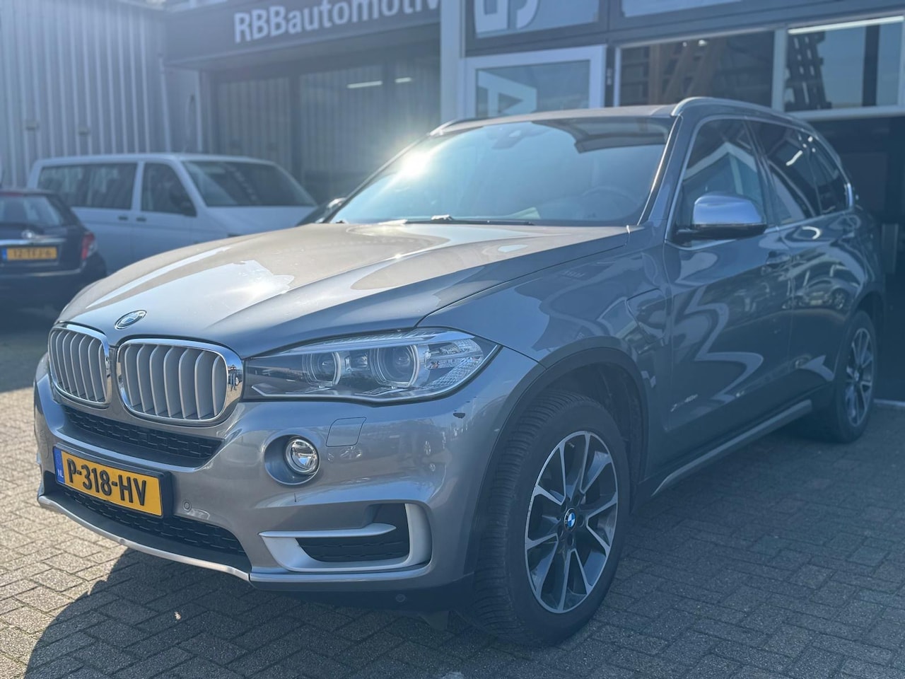 BMW X5 - XDrive40e iPerformance High Executive panorama leer camera lux uitvoering - AutoWereld.nl