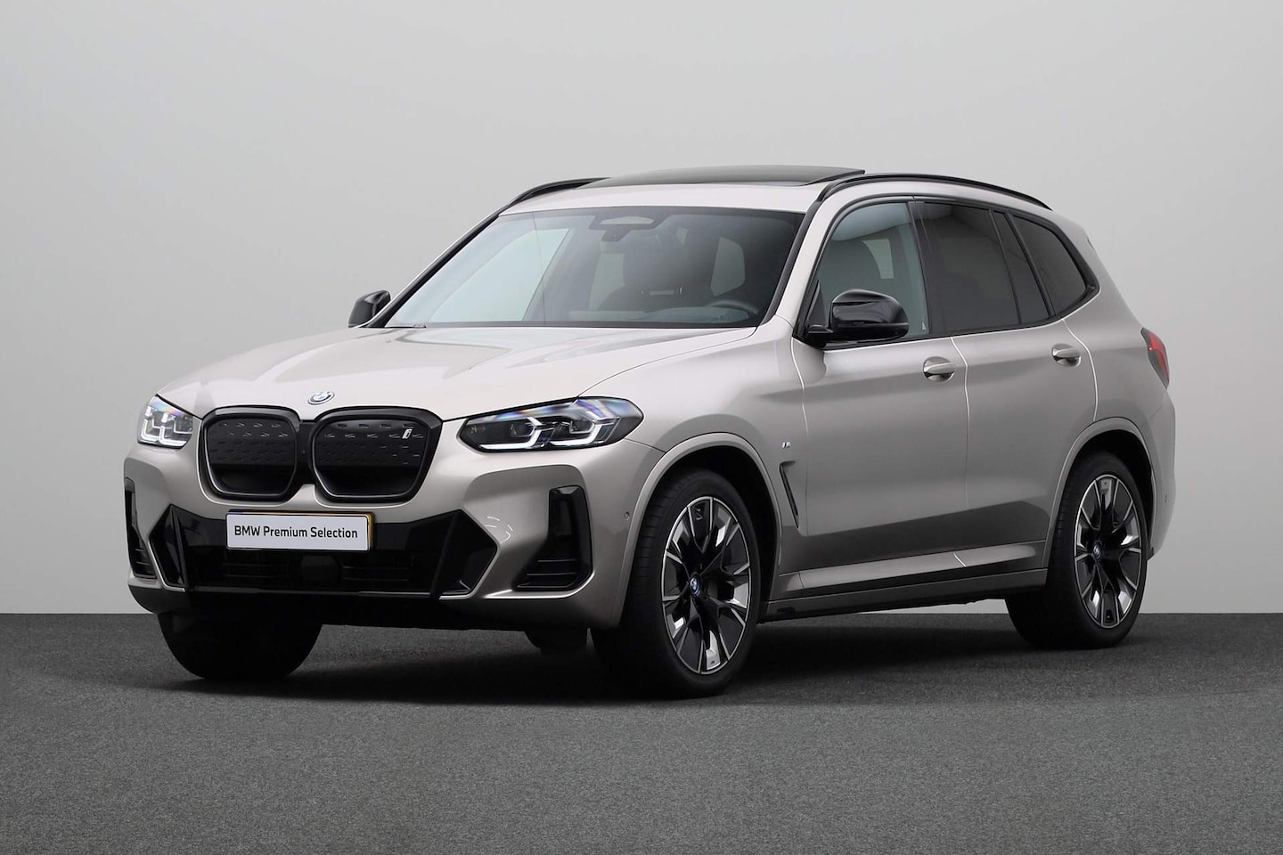 BMW iX3 - High Executive Edition 80 kWh | BMW Head-Up Display | Comfort Access | High Executive | Hi - AutoWereld.nl