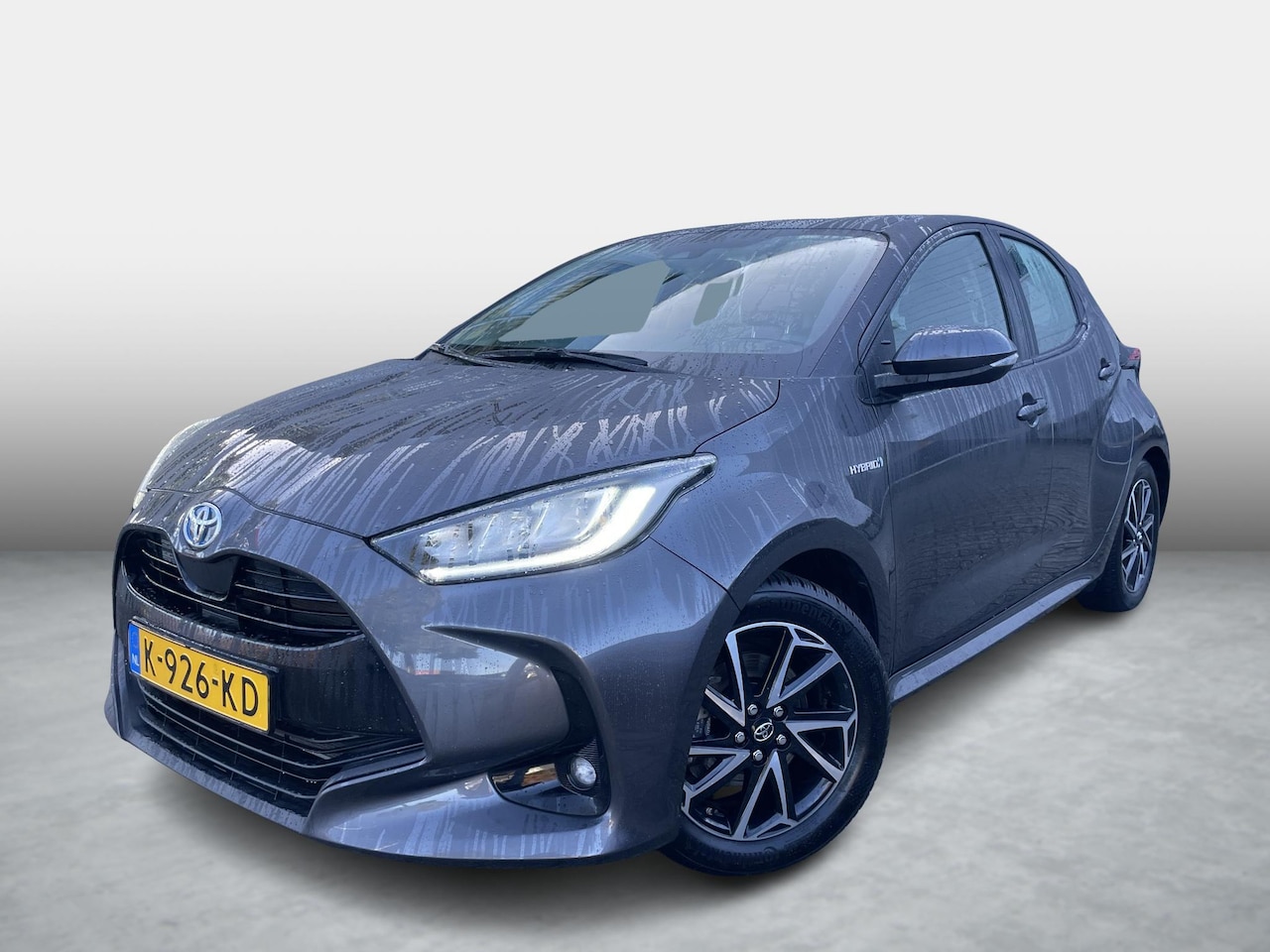 Toyota Yaris - 1.5 Hybrid Dynamic All seasonbanden Trekhaak - AutoWereld.nl