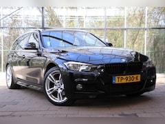 BMW 3-serie Touring - 318i M Sport Edition / Virtual Dash / Alarm / Leder / NL-auto / All-in prijs / 12mnd Bovag