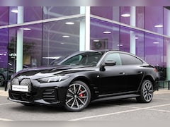 BMW i4 - eDrive35 M Sport / Schuif-kanteldak / Achteruitrijcamera / Adaptieve LED / Active Cruise C