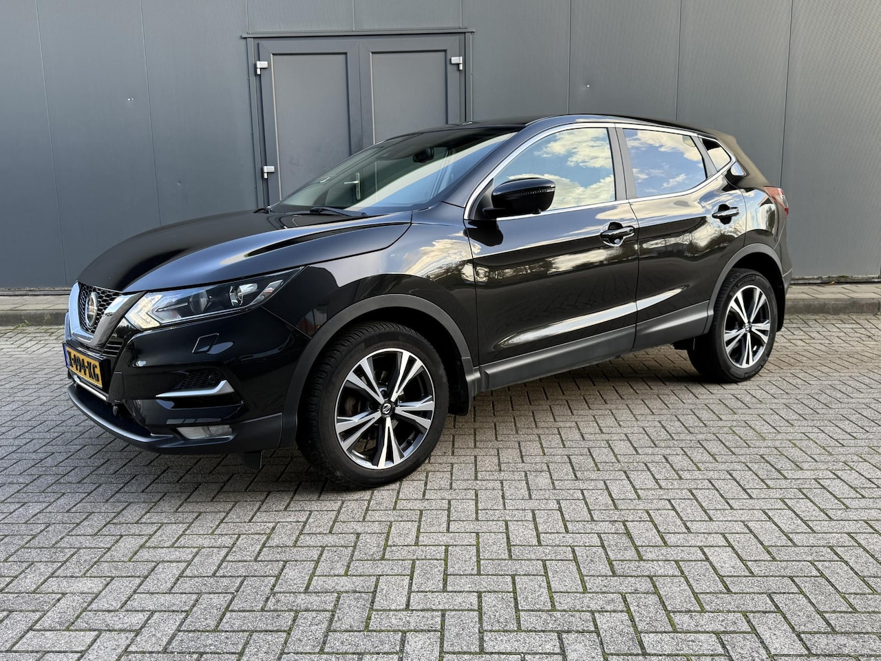 Nissan Qashqai - 1.3 DIG-T Business Edition / Automaat / Cruise Control / Climate Control / Camera / Blueto - AutoWereld.nl