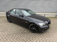 BMW 3-serie - 325i Executive AUTOMAAT