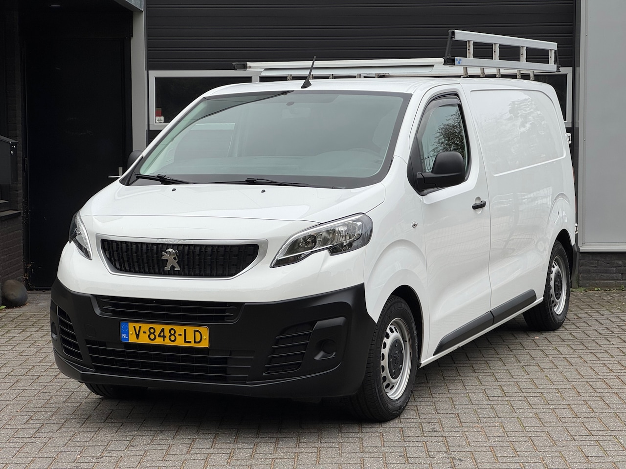 Peugeot Expert - 226S 1.6 BlueHDI 95 Profit+ Cruise Control, NAP - AutoWereld.nl