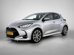 Toyota Yaris - 1.5 Hybrid Style + | BTW Voertuig | lichte kleur interieur | Half leder/stof | Stoelverwar
