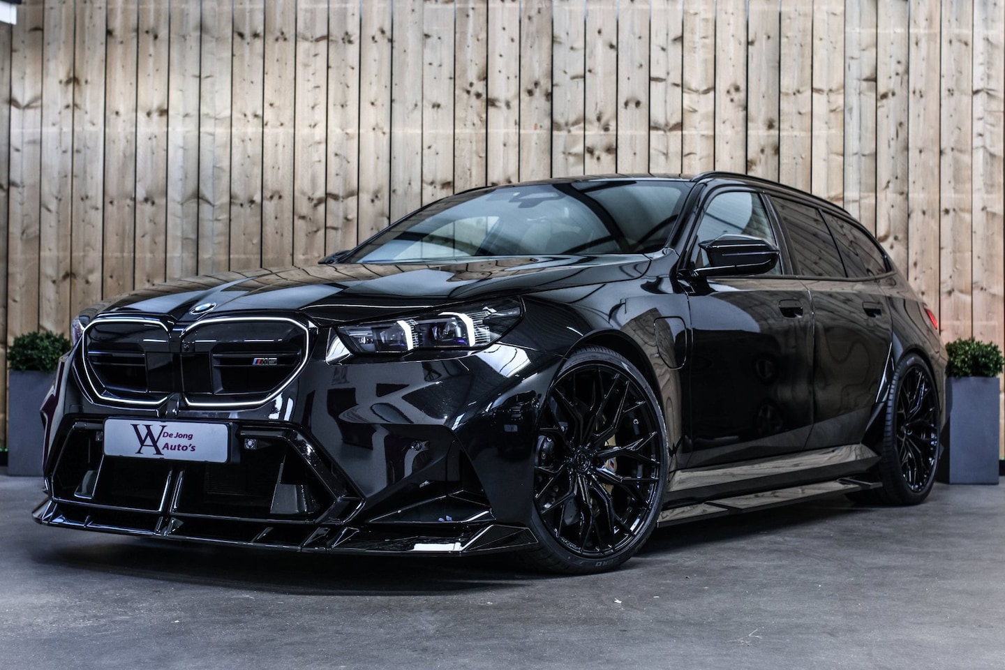 BMW M5 - Touring *Keramisch*Pano*B&W*Concaver*Maxton Design* - AutoWereld.nl