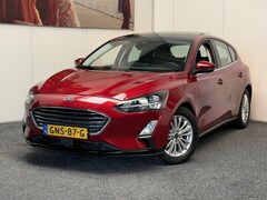 Ford Focus - 1.0 ECOBOOST TITANIUM BUSINESS AFN. TREKHAAK PANORAMA SCHUIF/KANTELDAK NAVIGATIE CRUISE CO