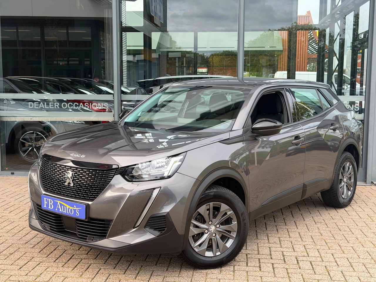 Peugeot 2008 - 1.2 PureTech Active Pack Airco Lmv Cruise Carplay - AutoWereld.nl