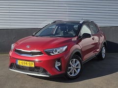 Kia Stonic - 1.0 T-GDi MHEV DynamicLine Nieuw geleverd, Dealeronderhouden, 1e eign. Apple Carplay en/of