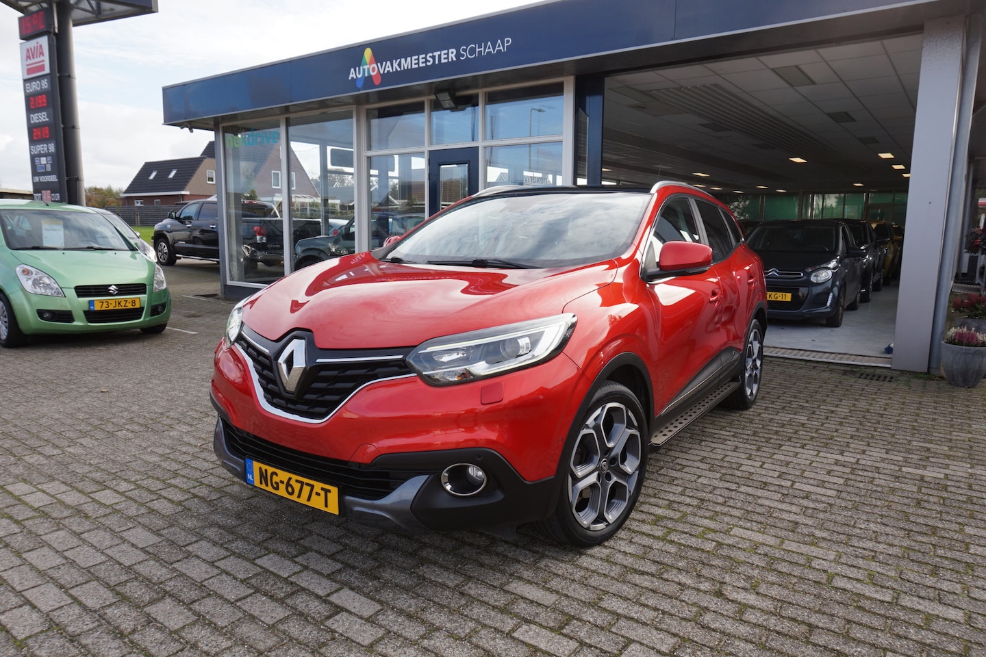 Renault Kadjar - 1.2 TCe Bose 1.2 TCe Bose , 106dkm , trekh , Incl nw apk/beurt & 12 mnd bovag garantie - AutoWereld.nl