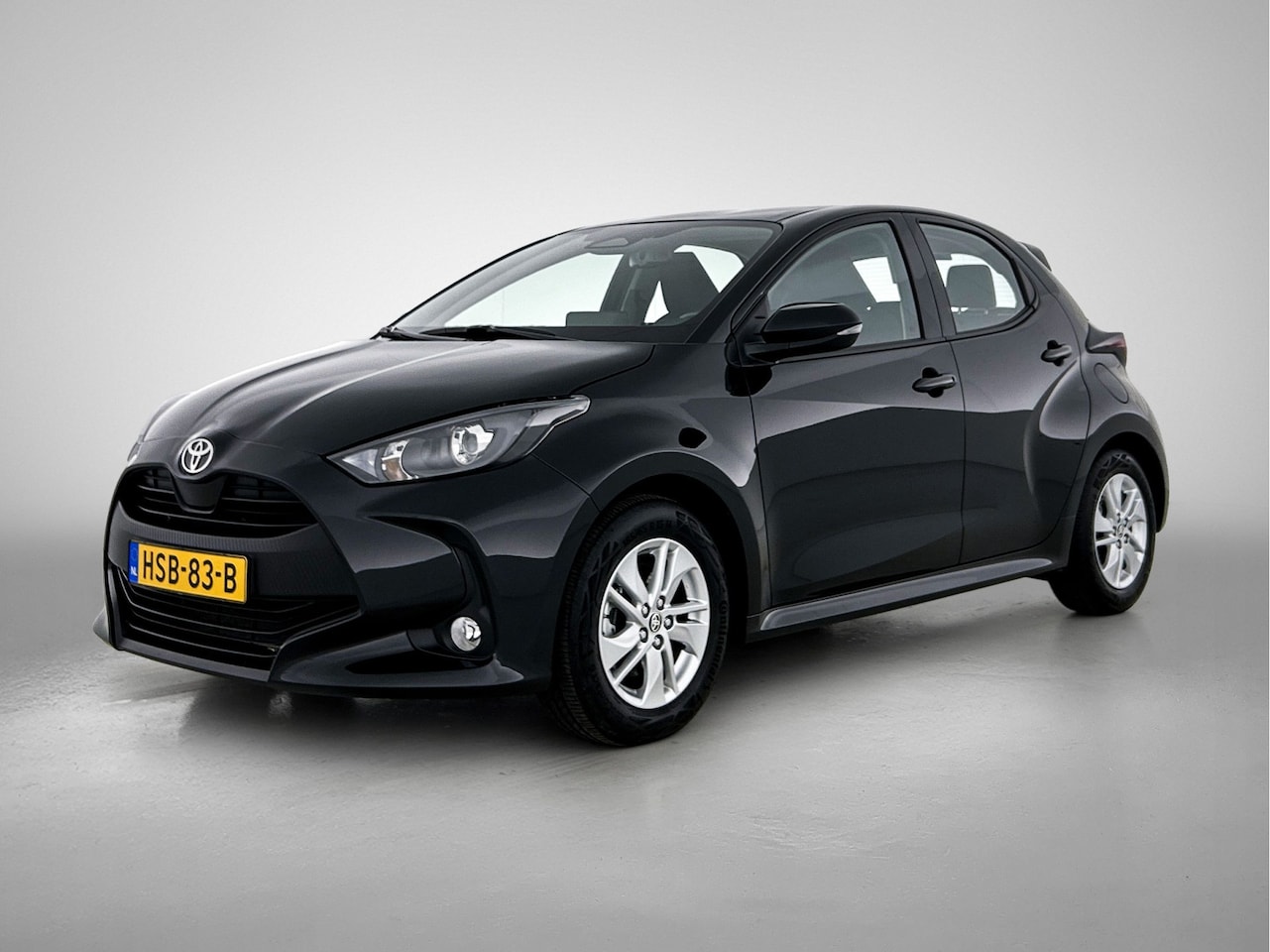Toyota Yaris - 1.5 Hybrid 115 Active | BTW voertuig | Apple CarPlay/Android Auto | Climate Control | Crui - AutoWereld.nl