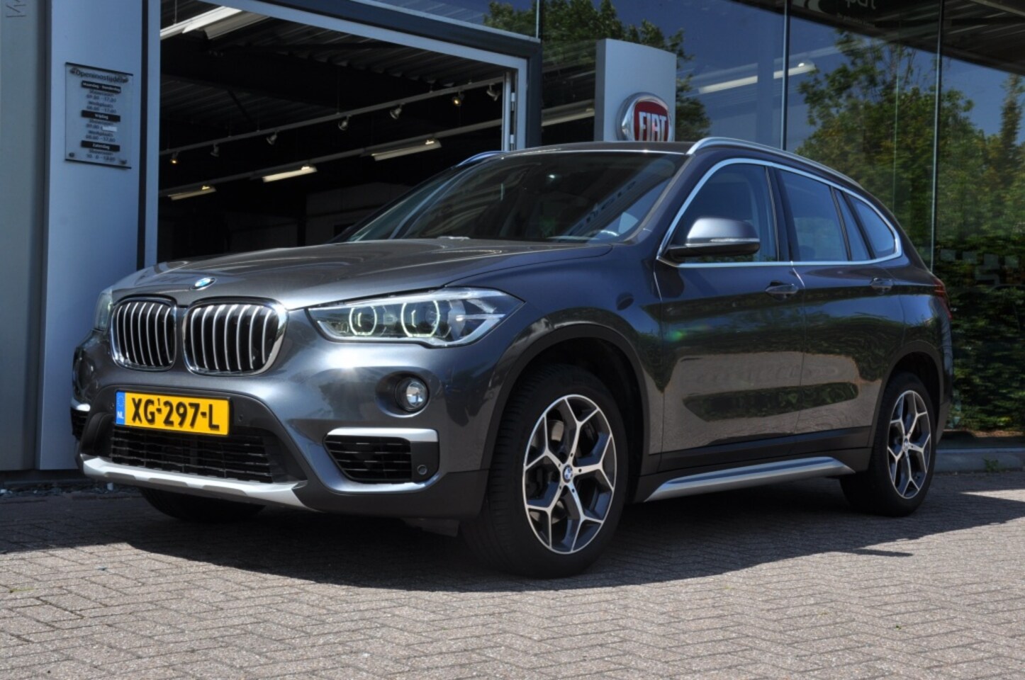 BMW X1 - sDrive20i Or.Ed.II Pano dak Head-Up - AutoWereld.nl