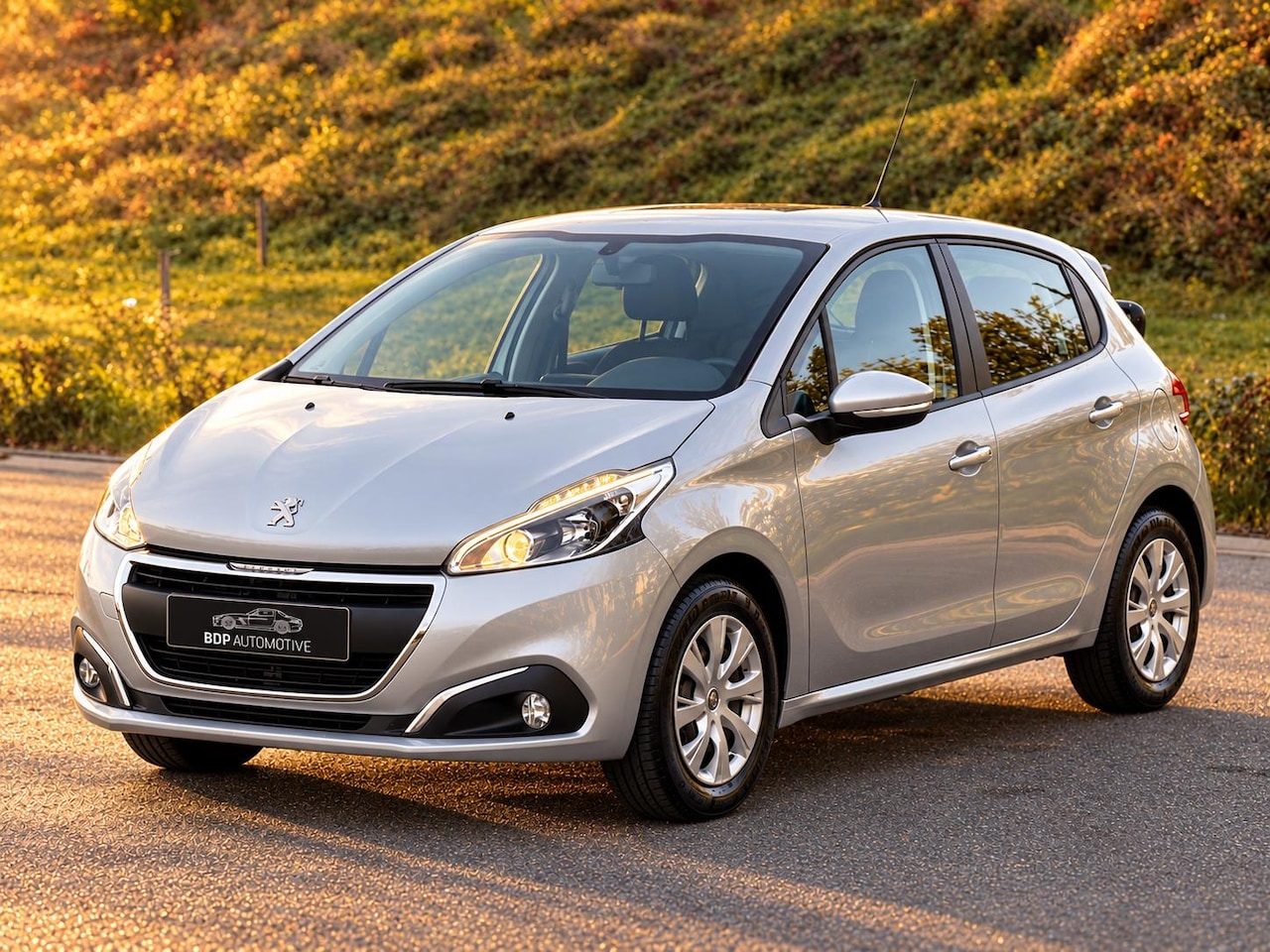 Peugeot 208 - 1.2 PureTech Blue Lion D-Riem Nieuw | 1ste Eigenaar | Carplay | Cruise controle | Dealer o - AutoWereld.nl
