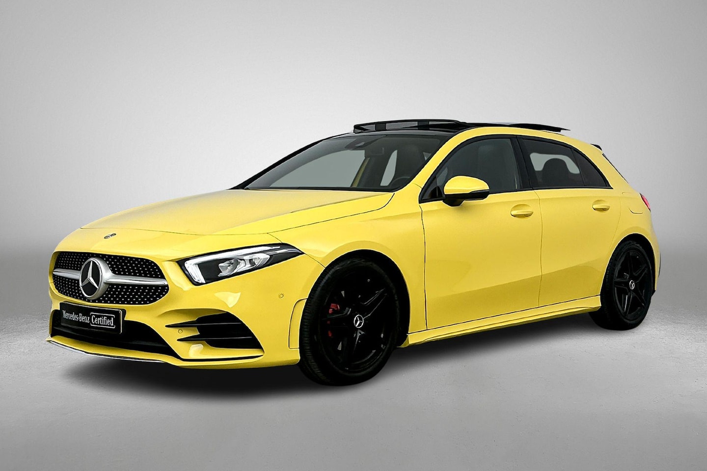 Mercedes-Benz A-klasse - A 180 Automaat Business Solution AMG | Advantage Pakket | Panoramadak | LED | Stoelverwarm - AutoWereld.nl