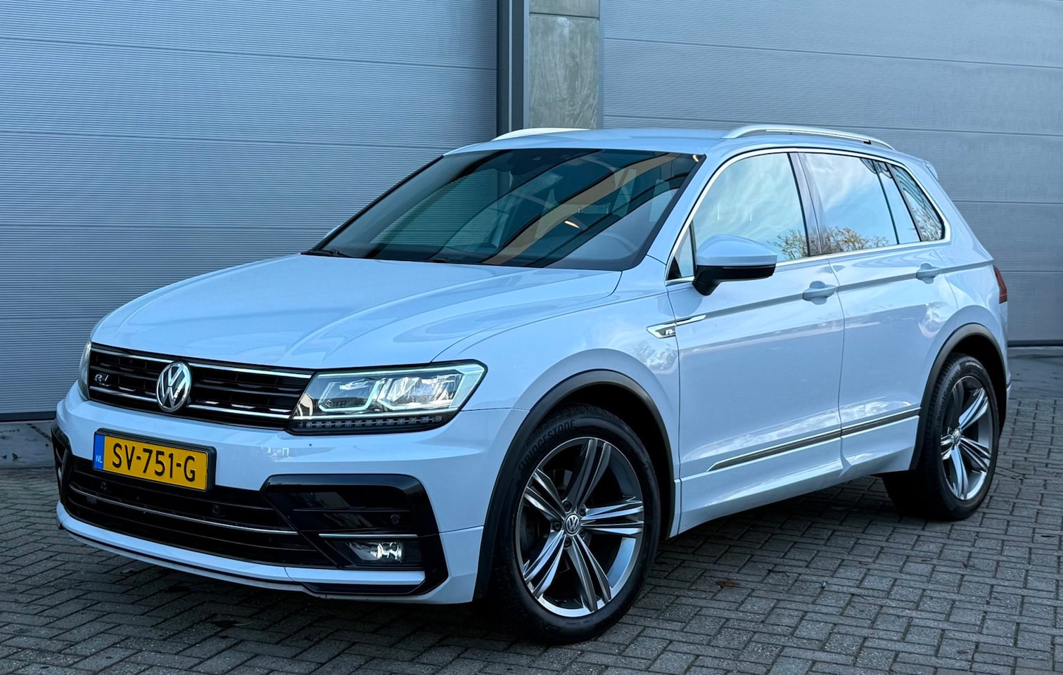 Volkswagen Tiguan - 1.4 TSI R line Business 2018 ICE|NAP|ACC - AutoWereld.nl