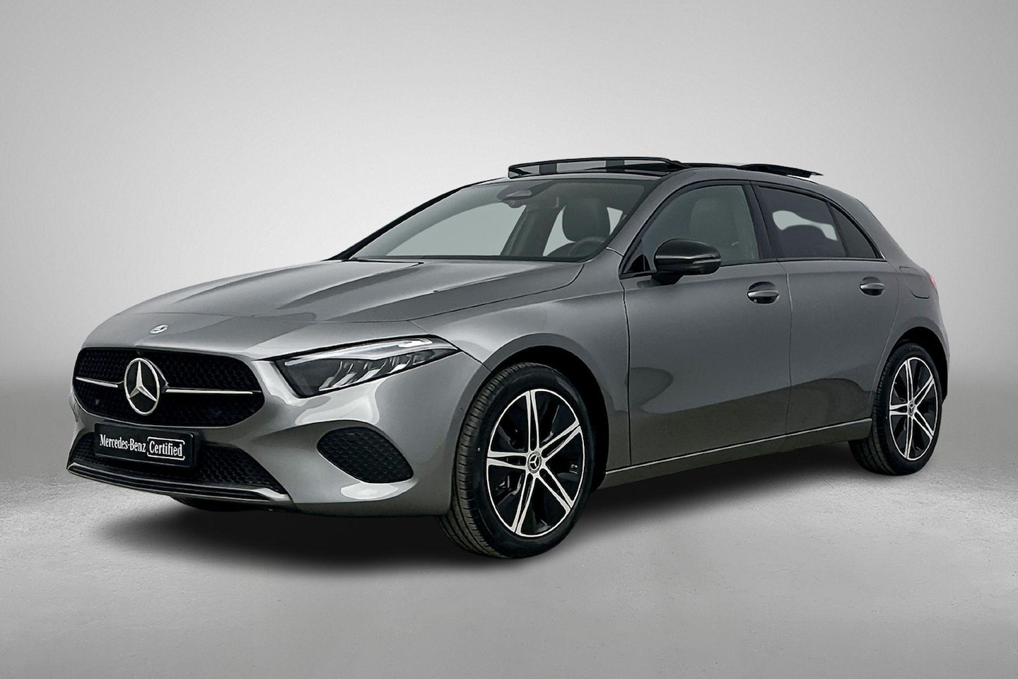 Mercedes-Benz A-klasse - A 250e Automaat Progressive Line | Advanced Pakket | Nightpakket | Winterpakket | Panorama - AutoWereld.nl