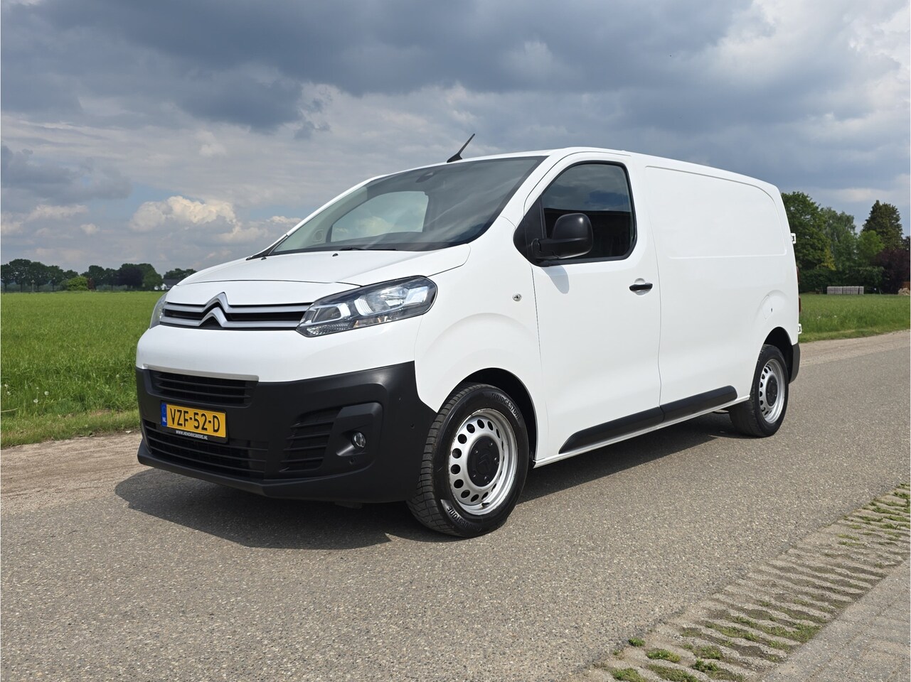 Citroën Jumpy - 2.0 BlueHDI 120 M Club - 120 Pk - Euro 6 - Airco - Cruise Control - Parkeerhulp - AutoWereld.nl