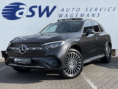 Mercedes-Benz GLC-klasse - 300e 4MATIC AMG Line | Pano | Trekhaak | Distronic | Camera | 20 inch