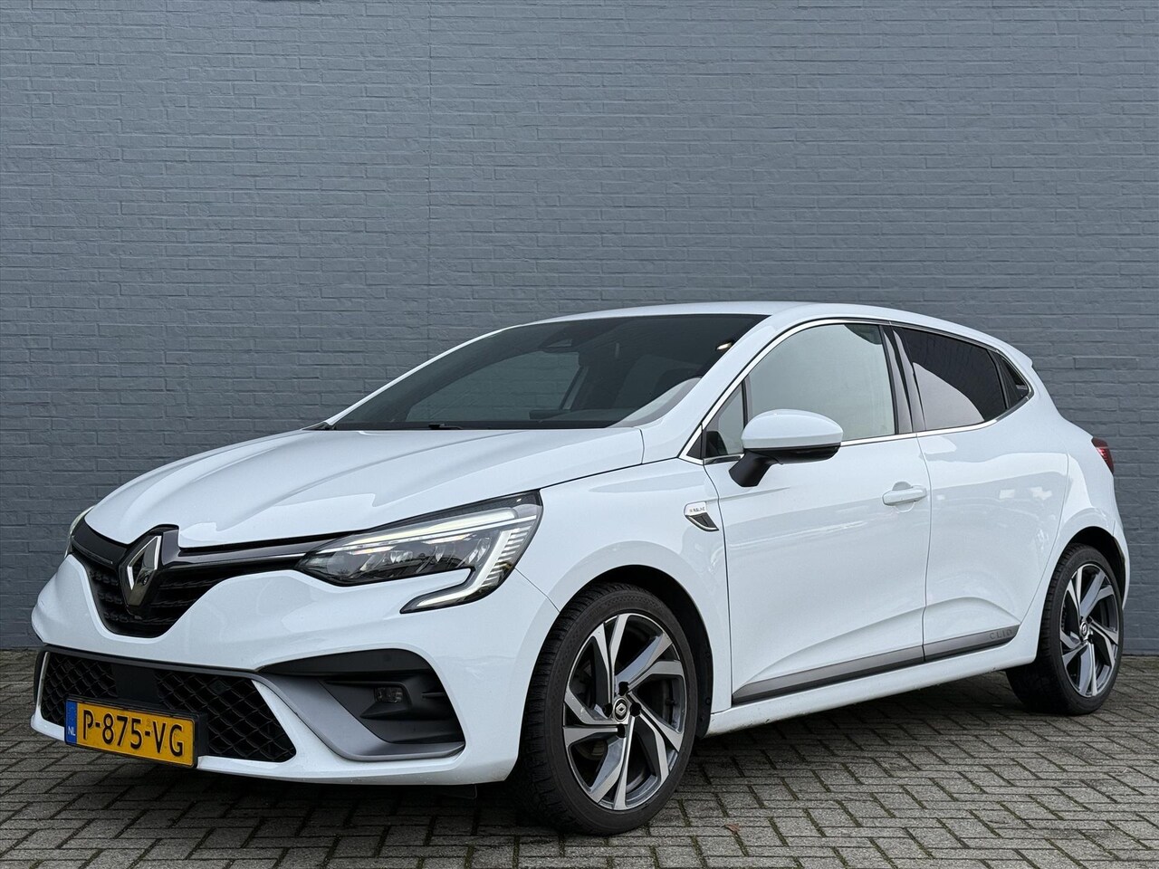 Renault Clio - 1.0 TCe 90pk R.S. Line| | Navigatie | Cruise Control | Climate Control | RS Stoelen | Keyl - AutoWereld.nl