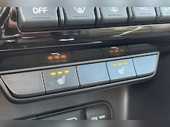 Kia Sportage - 1.6 GDI DynamicLine | Stoelverwarming | Elektrische verstelbare stoelen | Lederen bekledin
