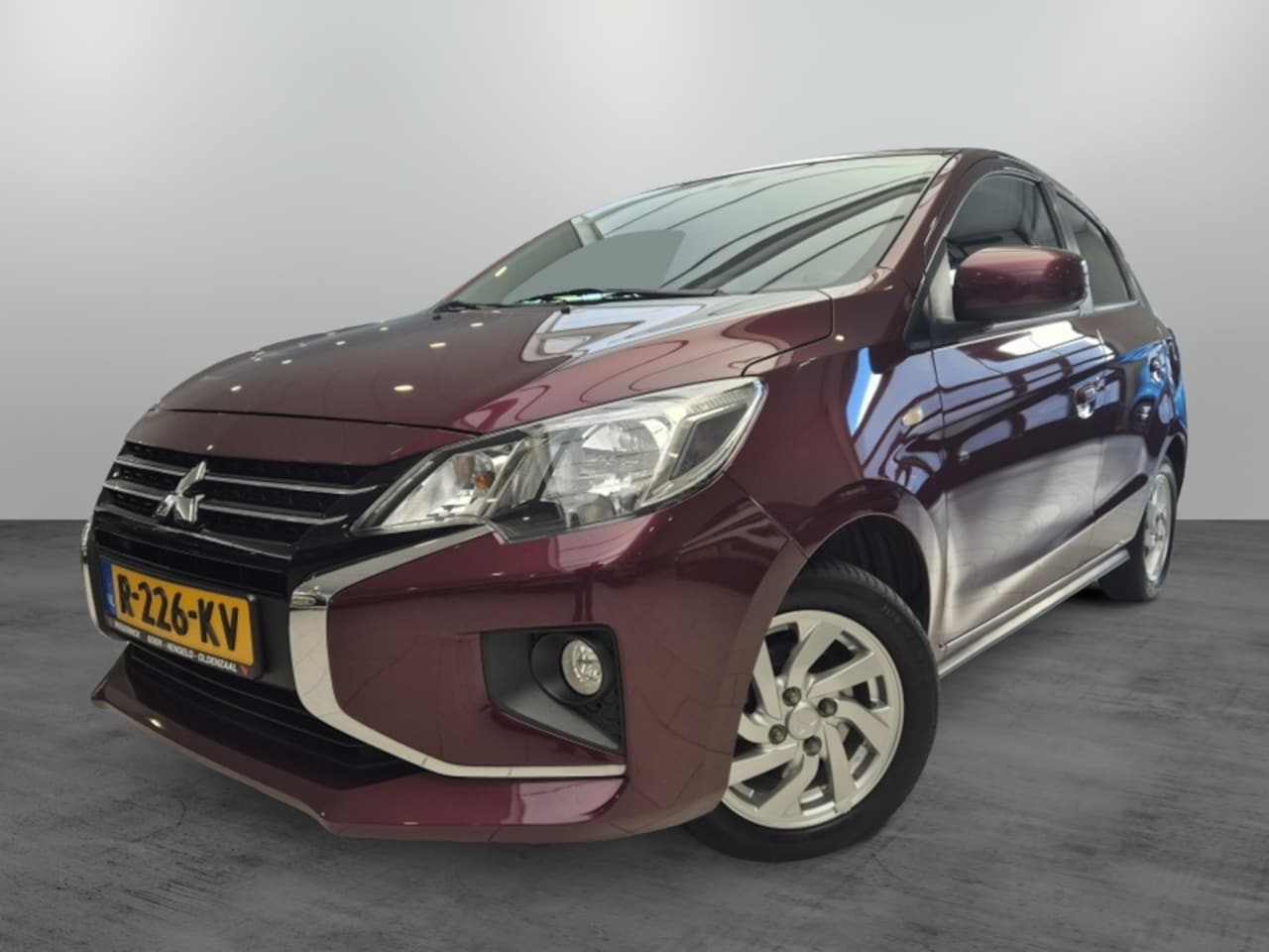 Mitsubishi Space Star - 1.2 Dynamic [ AUTOMAAT I1e EIGENAARI TREKHAAK| CLIMA | CAMERA| ALLSEASON ] - AutoWereld.nl