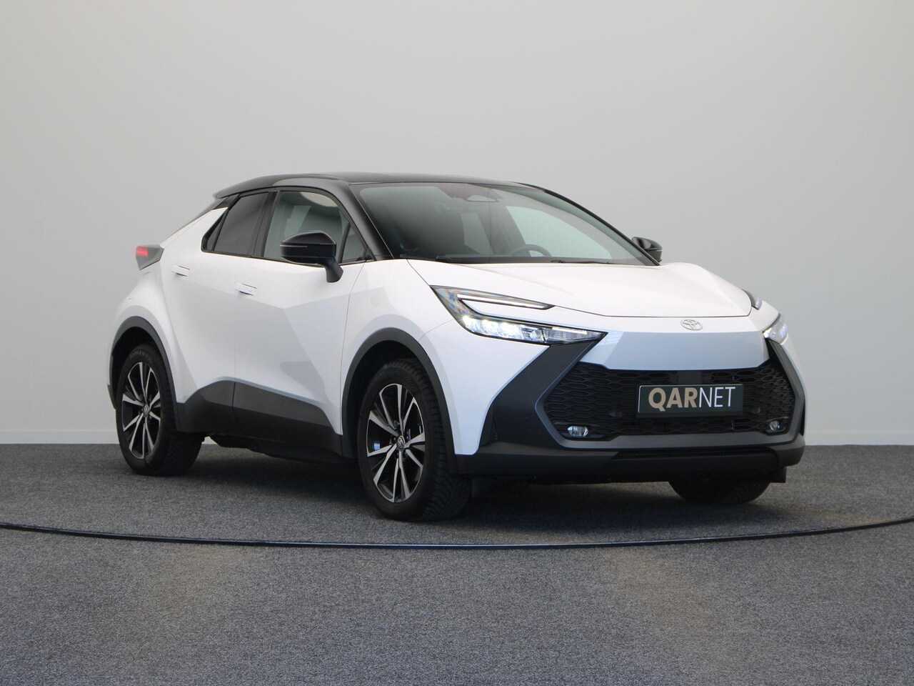 Toyota C-HR - 2.0 Plug-in Hybrid 220 First Edition | Stoel- en stuurwielverwarming | Voorruitverwarming - AutoWereld.nl