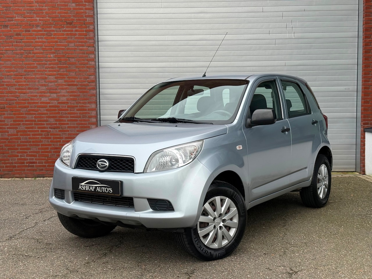 Daihatsu Terios - 1.5-16v 2WD| AIRCO| NAP| TREKHAAK| NEW APK - AutoWereld.nl