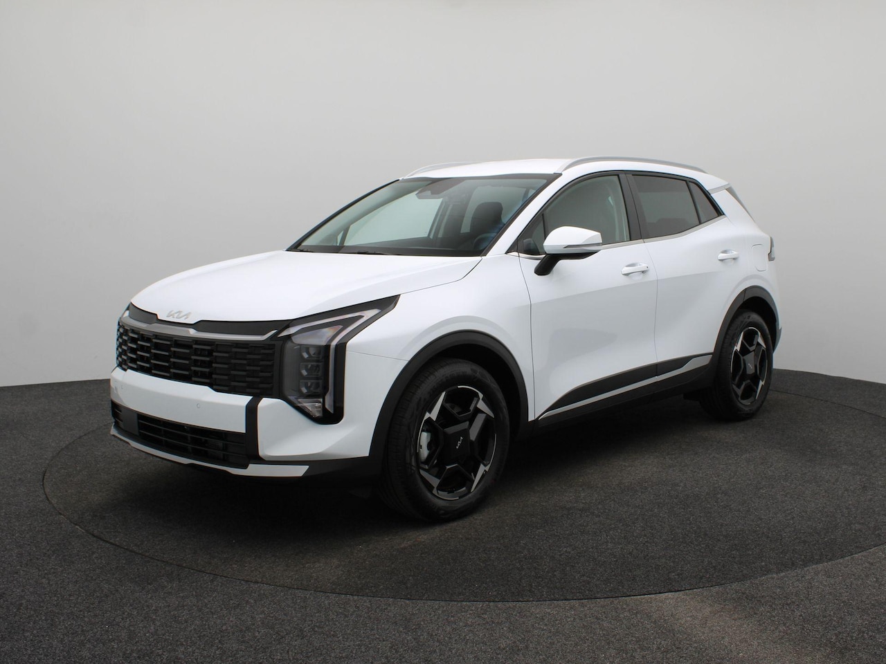 Kia Sportage - 1.6 T-GDi Hybrid DynamicLine | NIEUW VOORRAAD | Navigatie | Lichtmetalen velgen | Climate - AutoWereld.nl