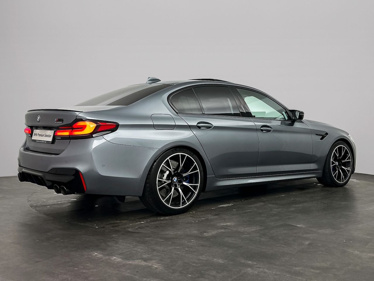 BMW M5 - 5-serie Competition | Bowers&Wilkins | Competition Package | Soft Close| Driving Assistant - AutoWereld.nl