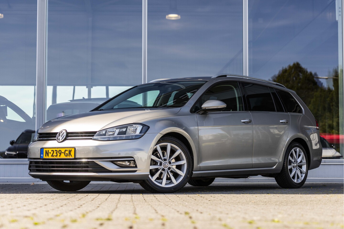 Volkswagen Golf - 1.4 TSI Highline Business | DSG | Virtual | ACC | Carplay - AutoWereld.nl